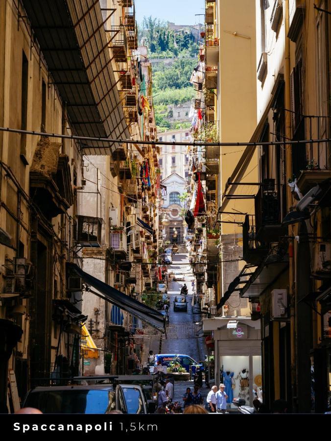 The Idyll Boutique Apartment - Suite In Napoli'S Spanish Quarters Exterior photo