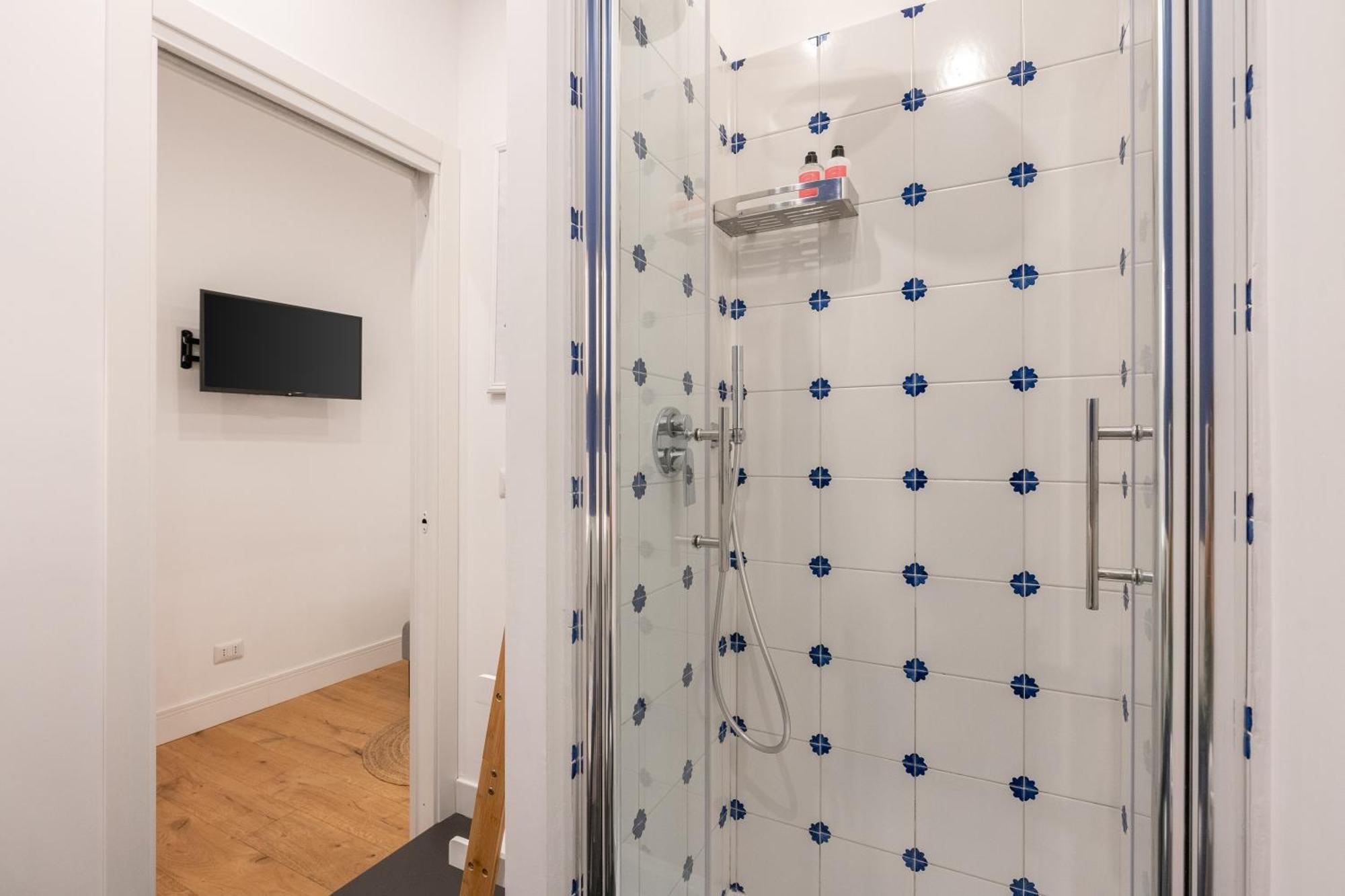 The Idyll Boutique Apartment - Suite In Napoli'S Spanish Quarters Exterior photo